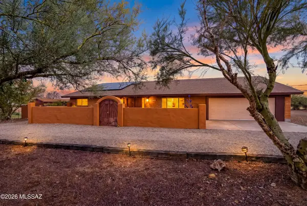16052 W Ridgemoor, Tucson, AZ 85736