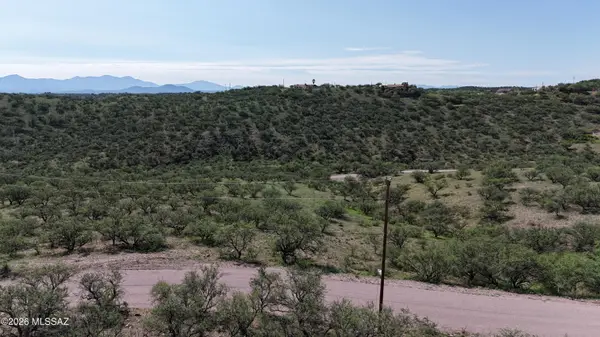 595 Camino Kansas, Rio Rico, AZ 85648