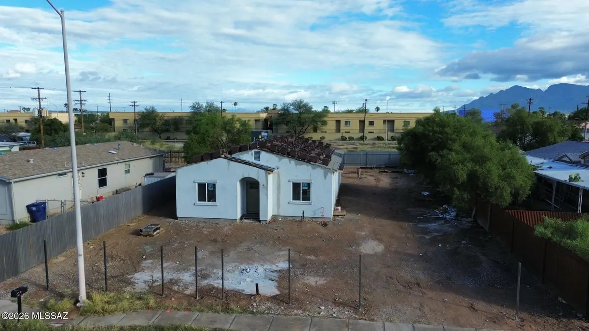 822 W Florence, Tucson, AZ 85705 - #1