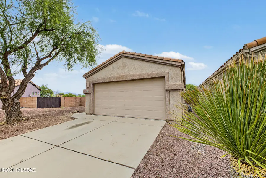 9849 E Spanish Flower, Tucson, AZ 85748 - #3