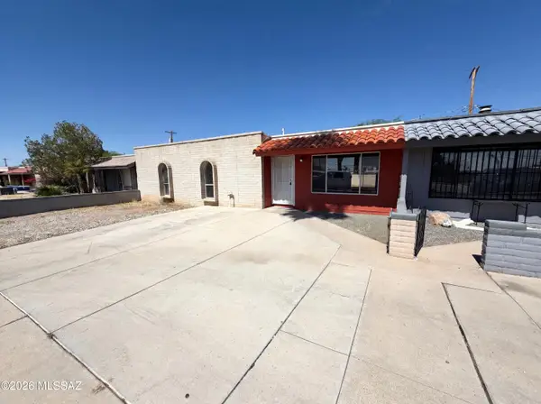 2704 S Lands End, Tucson, AZ 85713
