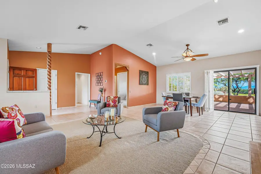 4049 S Va Del Picamaderos, Green Valley, AZ 85622 - #3