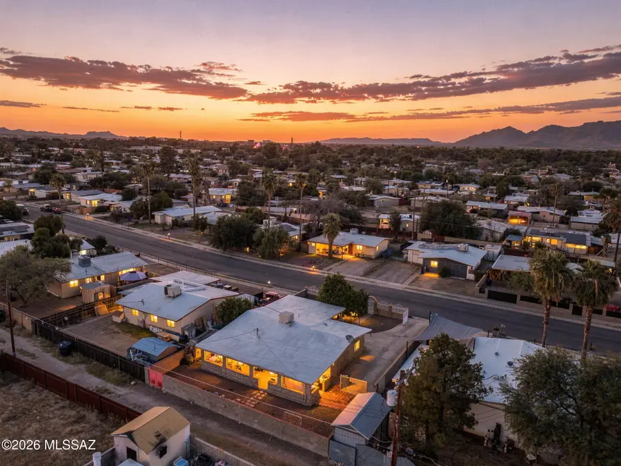 3746 E Garden, Tucson, AZ 85713 - #2
