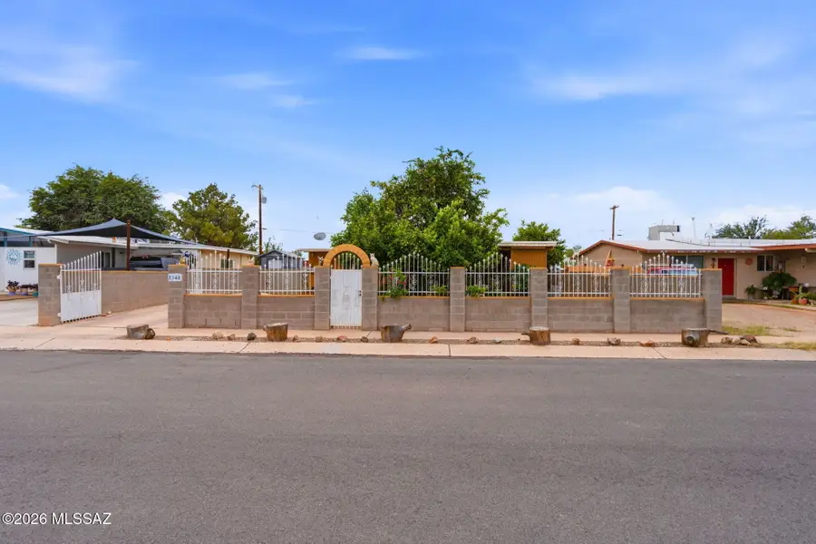 3746 E Garden, Tucson, AZ 85713 - #3