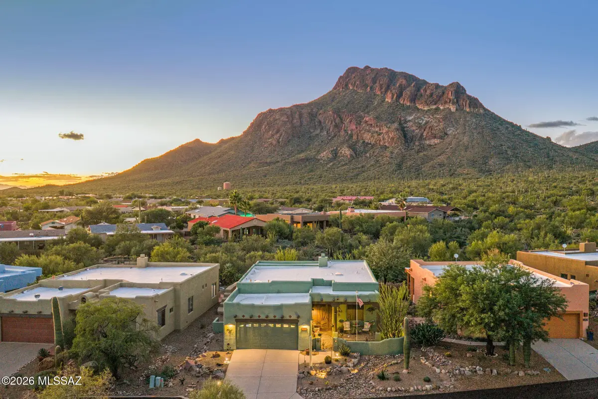 2040 S Doubletree, Tucson, AZ 85713 - #1