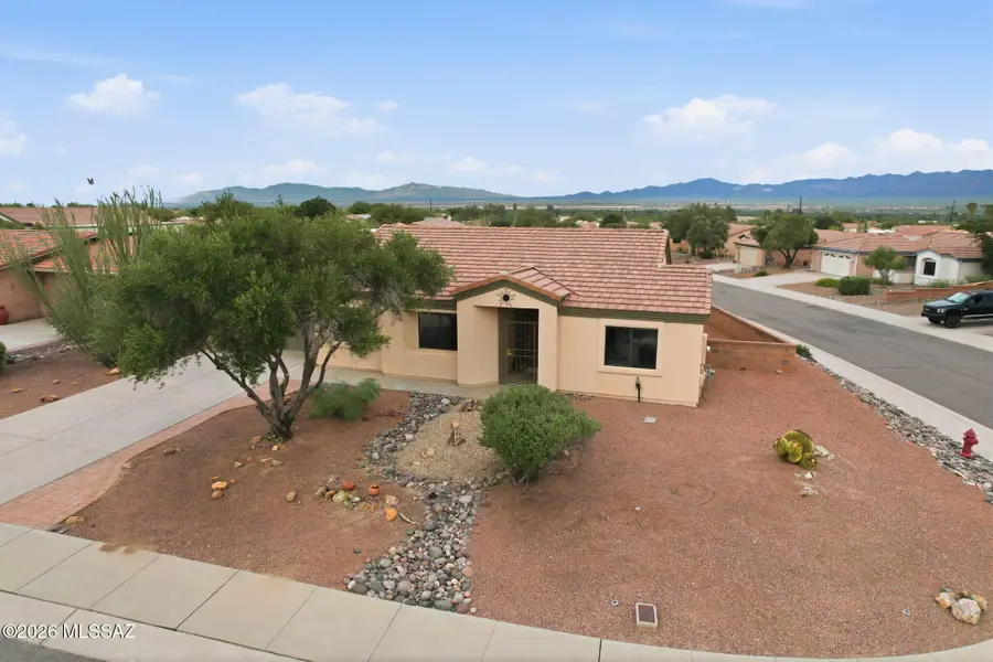 106 N Bellhaven, Green Valley, AZ 85614 - #2