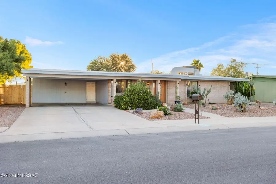 7641 N Casimir Pulaski, Tucson, AZ 85741 - #3