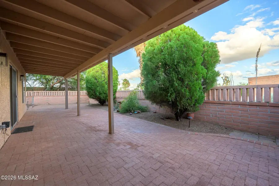 1846 W Camino Urbano, Green Valley, AZ 85622 - #3