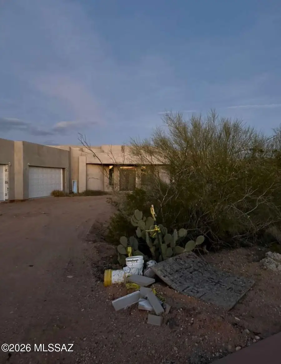 2529 E Old Stone House, Sahuarita, AZ 85629 - #3