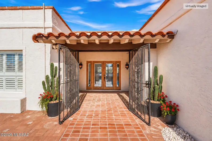 1121 N Abrego, Green Valley, AZ 85614 - #3