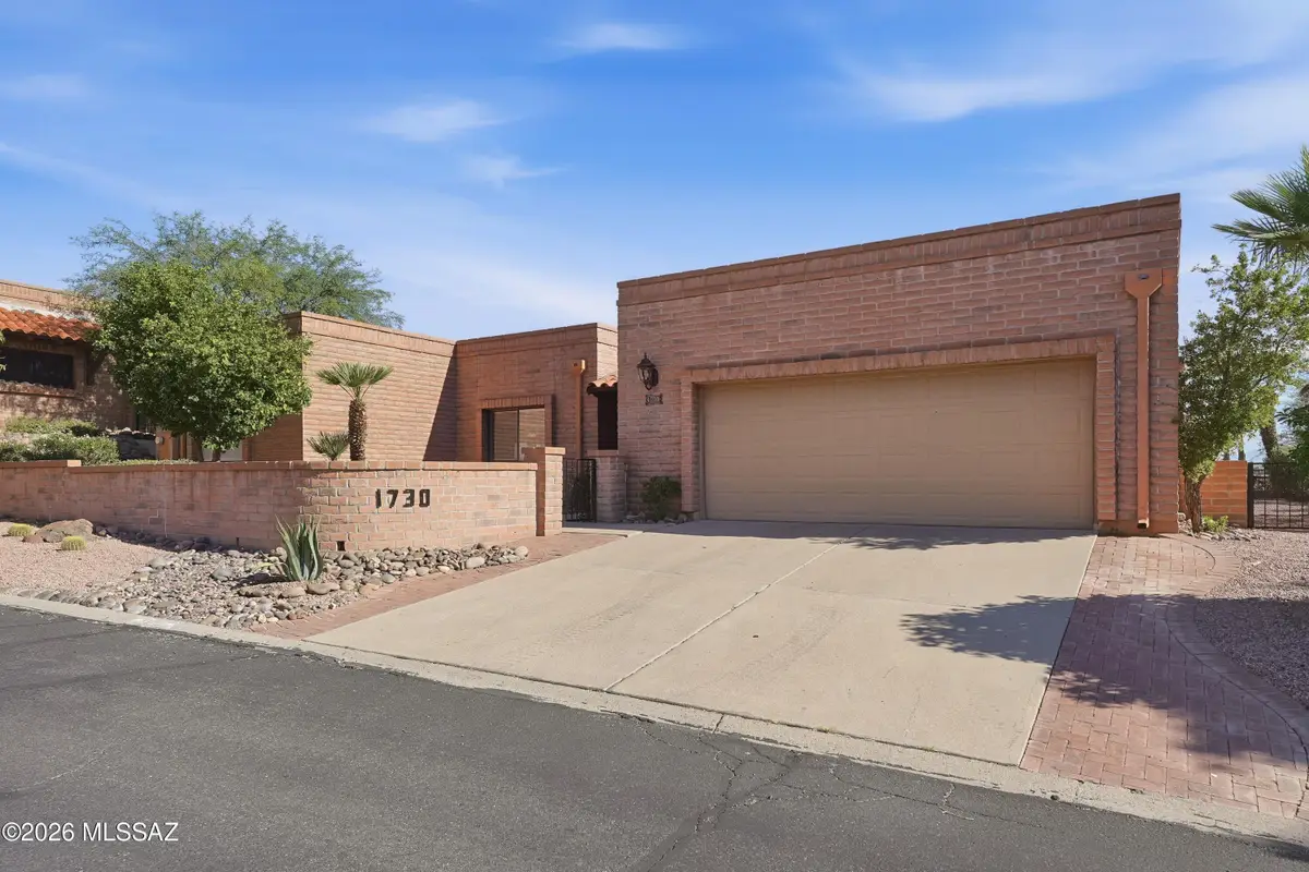 1730 W Camino Urbano, Green Valley, AZ 85622 - #1