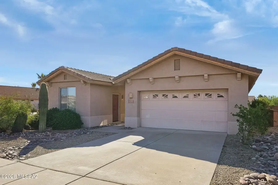 1061 W Ashworth, Green Valley, AZ 85614 - #2