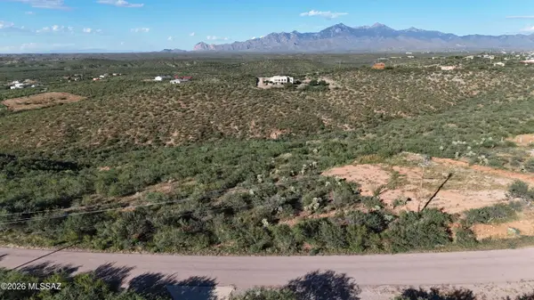 328 & 330 Camino Josefina, Rio Rico, AZ 85648