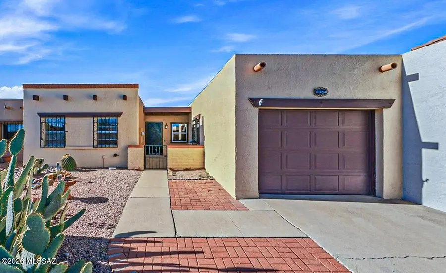 1085 W Camino Sagasta, Green Valley, AZ 85622 - #2