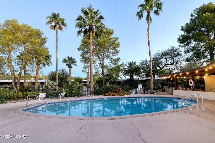 4813 N Via Entrada, Tucson, AZ 85718 - #2