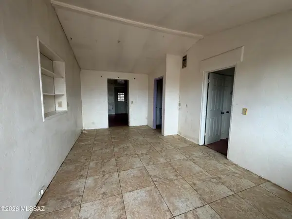 3807 E Ellington, Tucson, AZ 85713