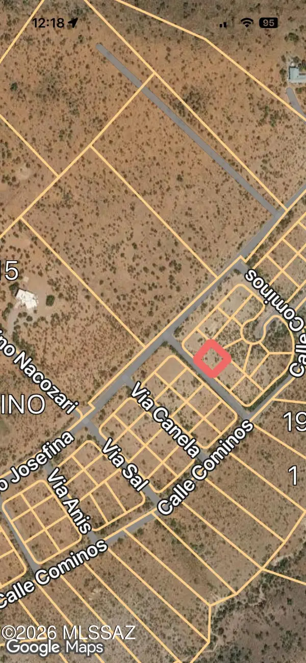 52 Via Pimienta, Rio Rico, AZ 85648