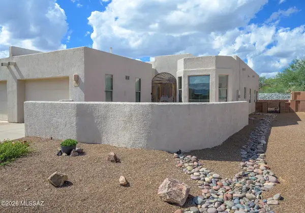 227 N Running Spring, Green Valley, AZ 85614
