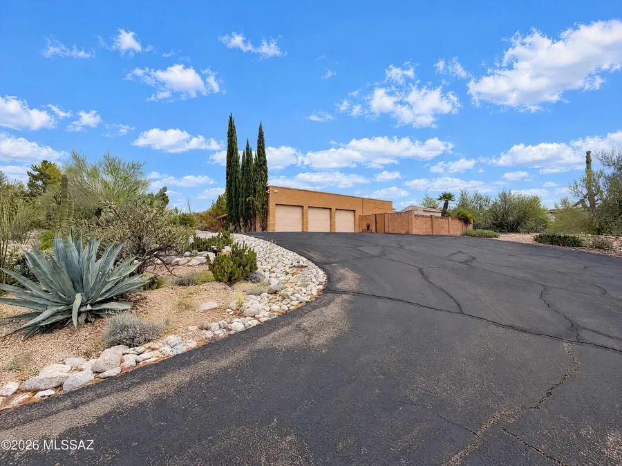 3900 N Calle Hondonada, Tucson, AZ 85750 - #3