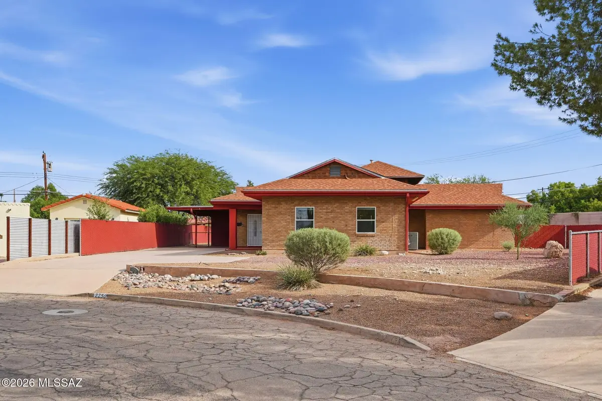 2250 E La Mirada, Tucson, AZ 85719 - #1