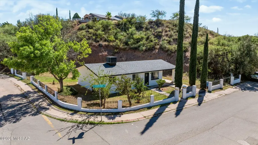 2240 N Challenger, Nogales, AZ 85621 - #2