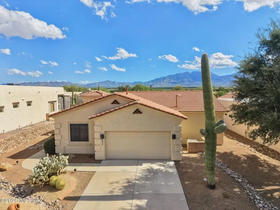 2687 S Ridge Top, Green Valley, AZ 85614 - #2