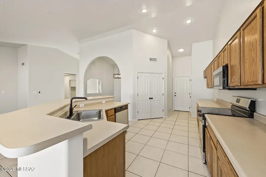 10563 E Bridgeport, Tucson, AZ 85747 - #3