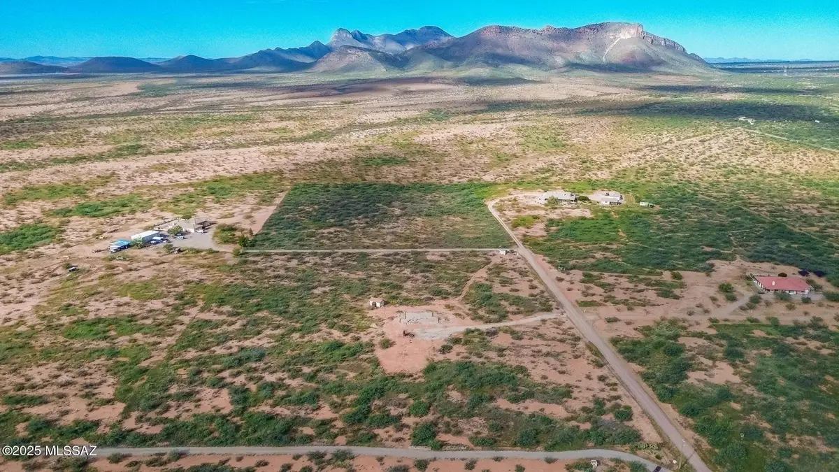 988 W El Rancho, Huachuca City, AZ 85616 - #1