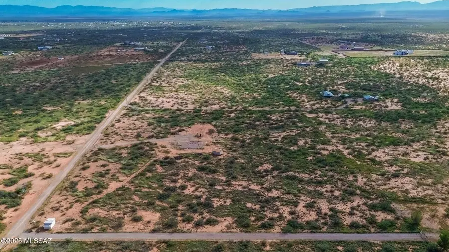 988 W El Rancho, Huachuca City, AZ 85616 - #2