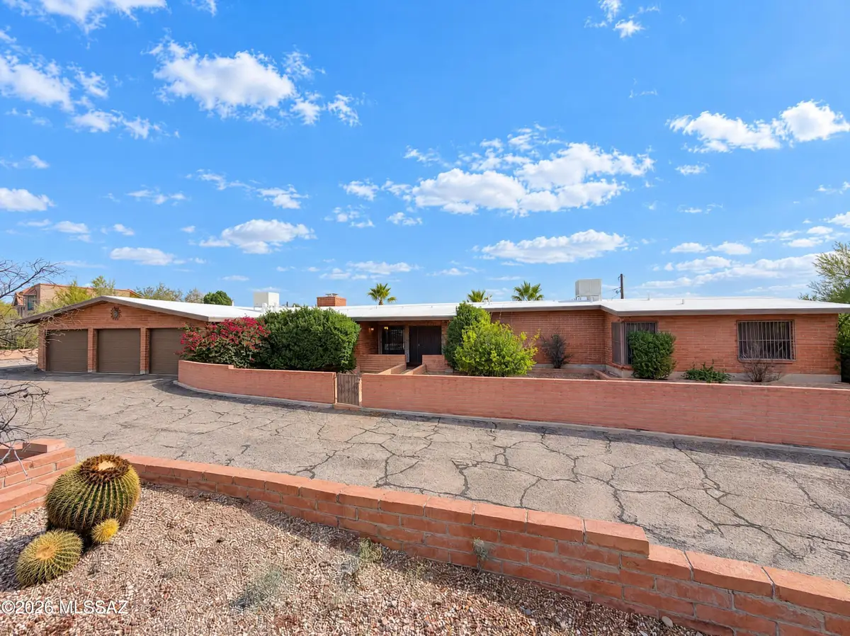 1342 N Indigo, Tucson, AZ 85745 - #1