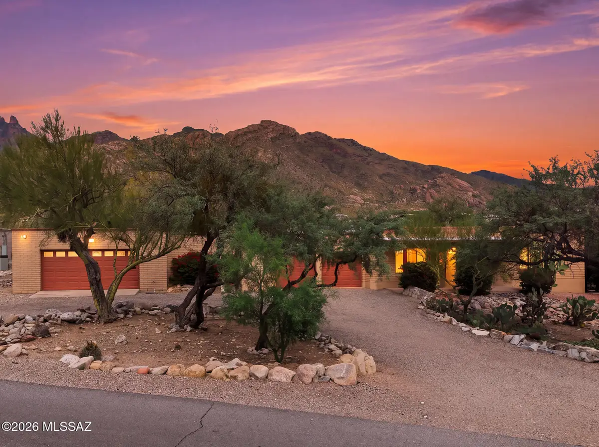 6720 N Columbus, Tucson, AZ 85718 - #1