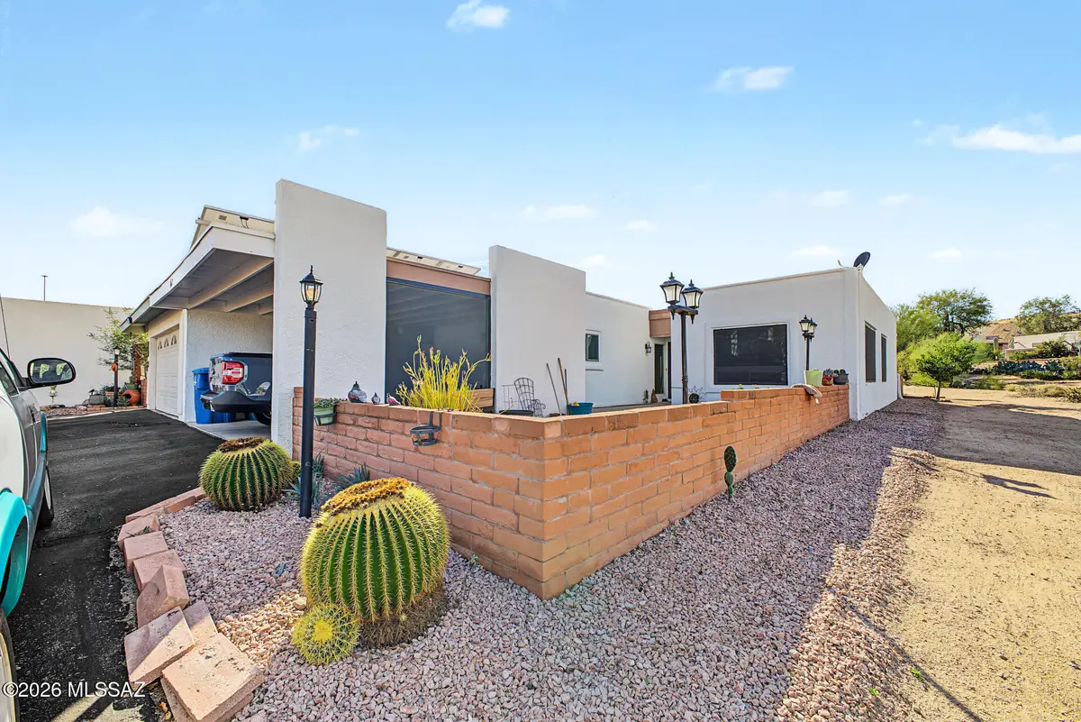 662 W Rio San Pedro, Green Valley, AZ 85614 - #1