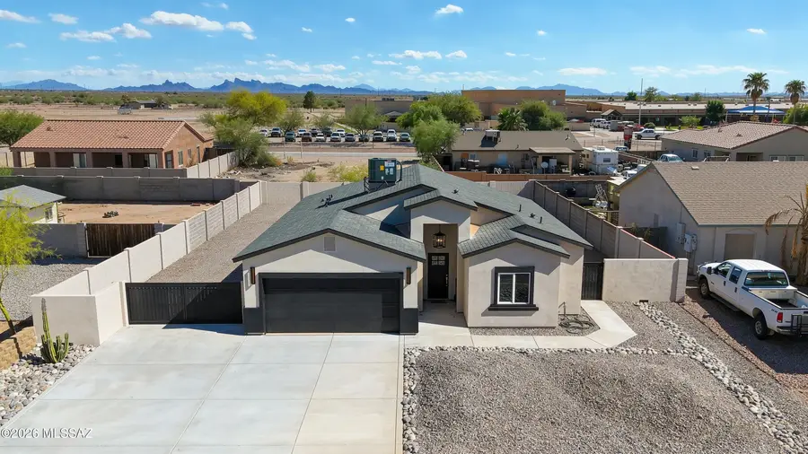 11967 W Lobo, Arizona City, AZ 85123 - #2