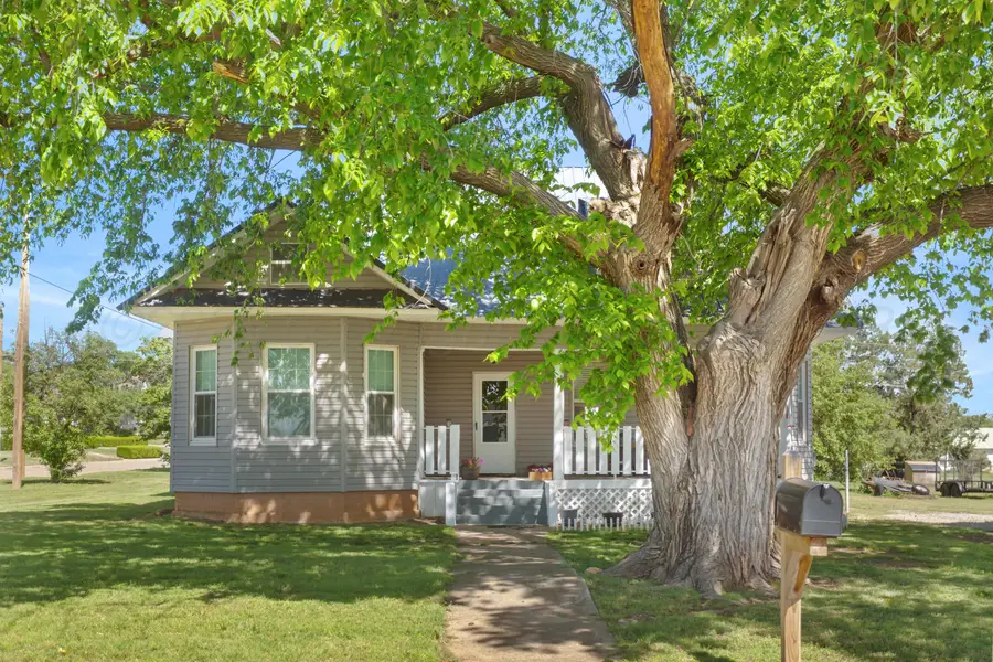 110 N Houston Street, Shamrock, TX 79079 - Image #3