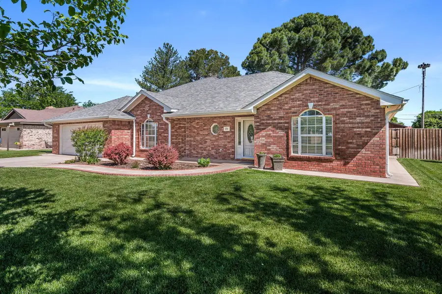 211 Dakota Trail, Tulia, TX 79088 - Image #2