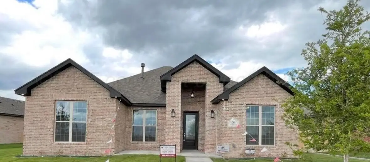 7504 Limestone Drive, Amarillo, TX 79119-6389 - Image #1