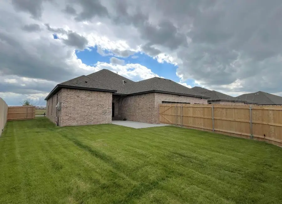 7504 Limestone Drive, Amarillo, TX 79119-6389 - Image #2