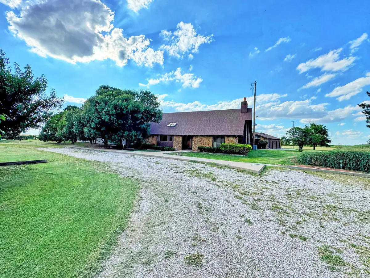 12301 W Highway 15, Perryton, TX 79070 - Image #1