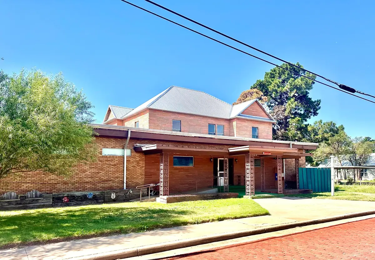 305 W. Broadway Avenue, Tulia, TX 79088 - Image #1