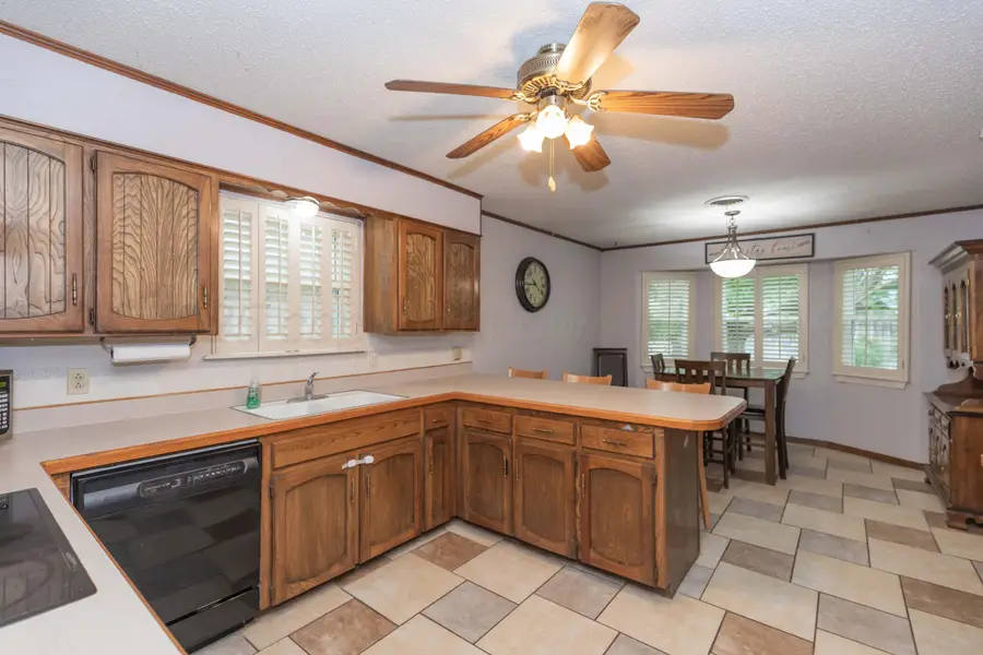 7806 Cervin Drive, Amarillo, TX 79121-1206 - Image #3