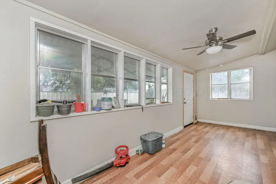 2917 Carter Street, Amarillo, TX 79103-7207 - Image #2