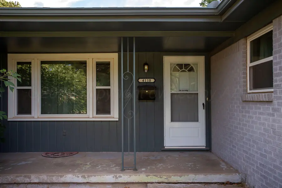 4110 Shelby Drive, Amarillo, TX 79109-4422 - Image #2