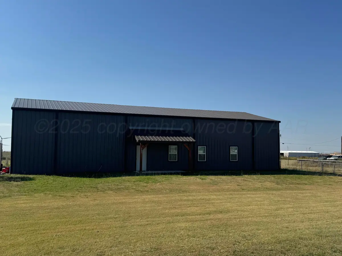 202 12th Street, Claude, TX 79019 - Image #1