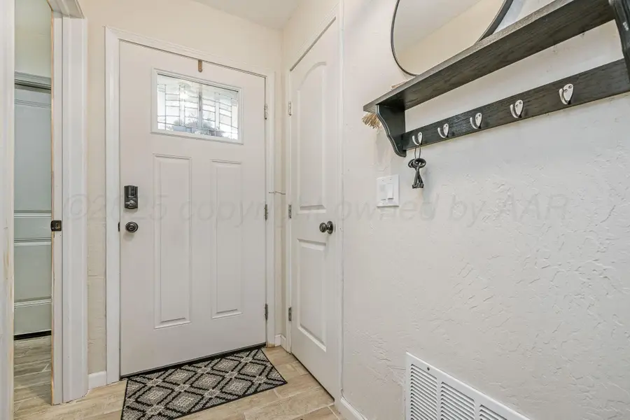 3207 Century Drive, Amarillo, TX 79110-3021 - Image #3