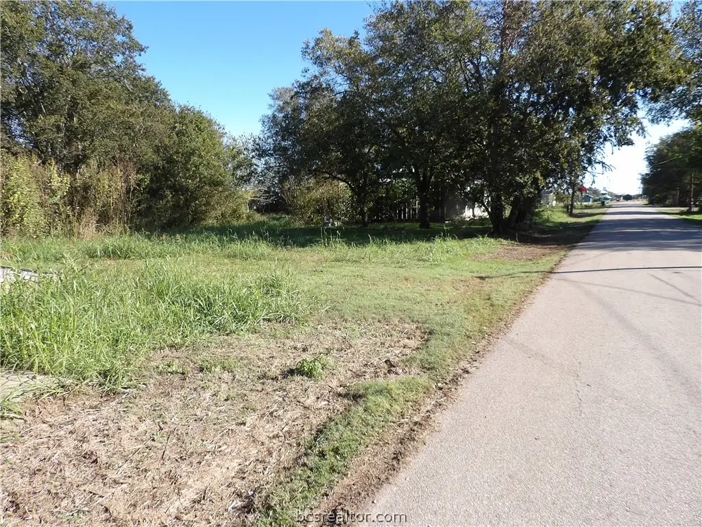 420 Seventh, Lexington, TX 78947 - Image #1