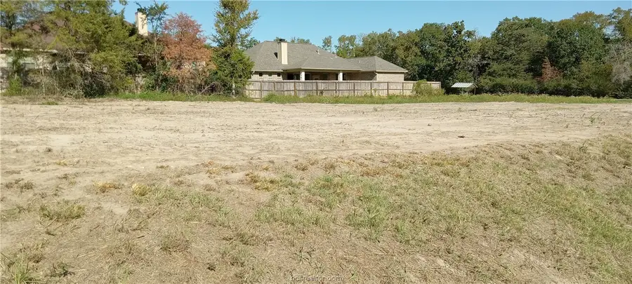 2004 Lola Lane, Bryan, TX 77807-1442 - Image #2
