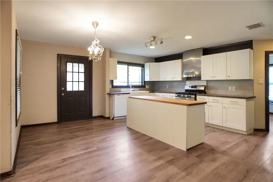 1311 Milner Drive, College Station, TX 77840 - Image #3