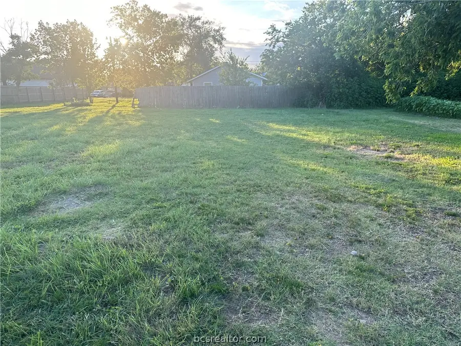 1514 Dansby Street, Bryan, TX 77803-3422 - Image #2