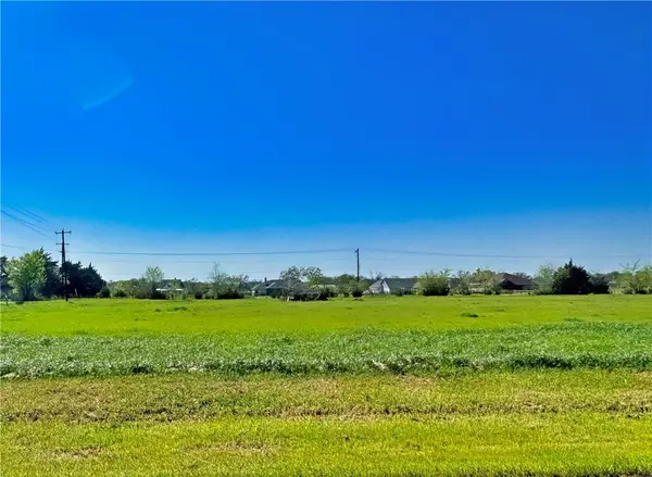 9867 Panther Creek Drive, Iola, TX 77861