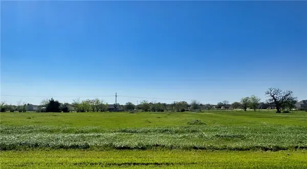 9943 Panther Creek Drive, Iola, TX 77861